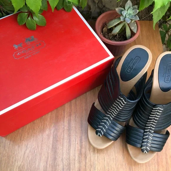 Coach Black Wedges - Picture 1 of 6